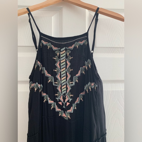 Boho Me Front Ebroidered Maxi Dress - Picture 2 of 8